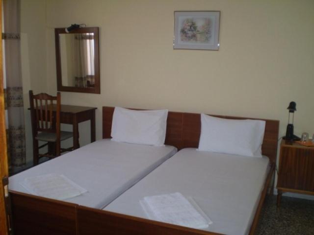 Hotel Apolafsi Volos Exteriör bild